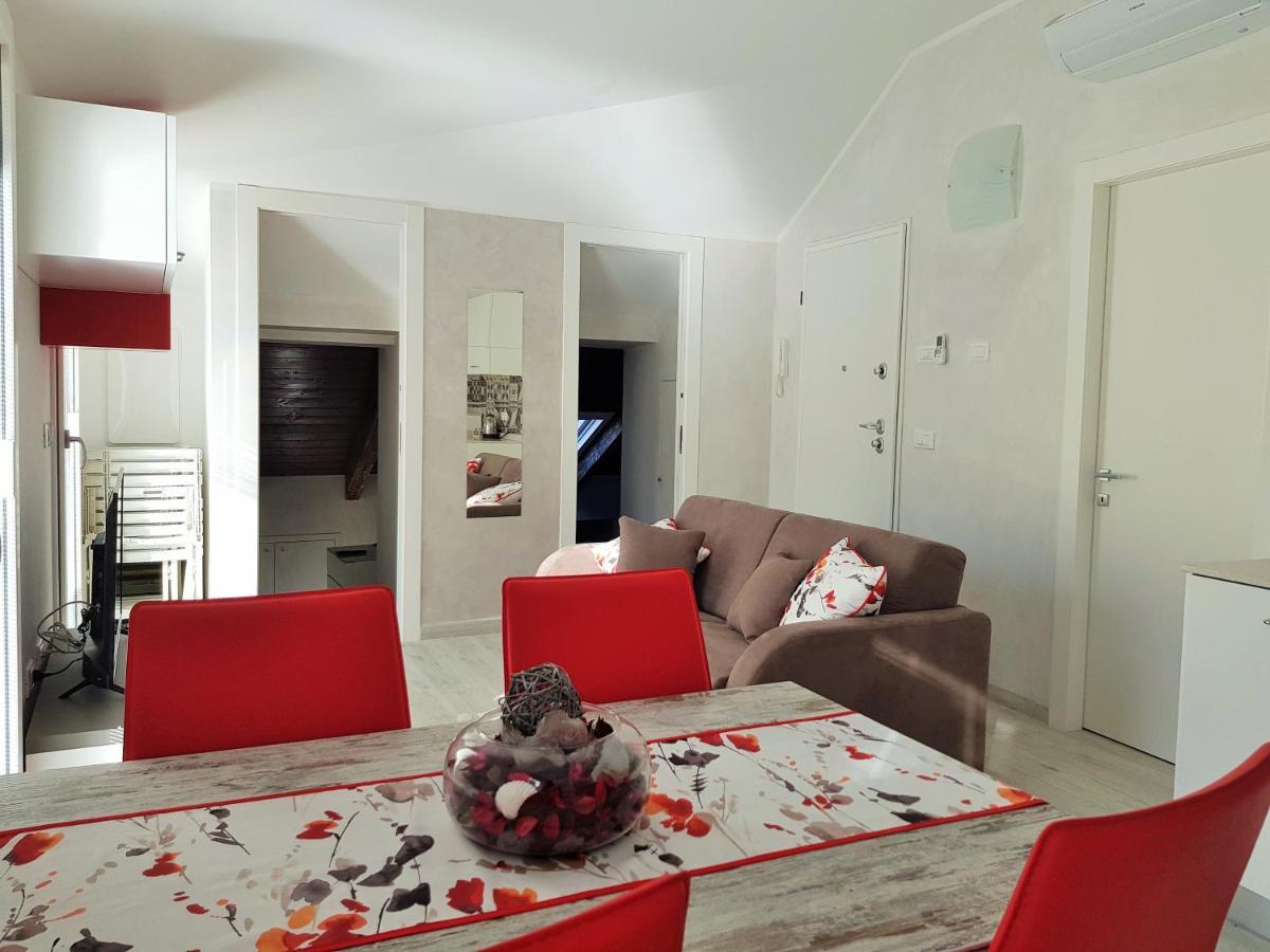 Casaviva - Casa Vacanze A Ceriale Con Terrazza Zewnętrze zdjęcie